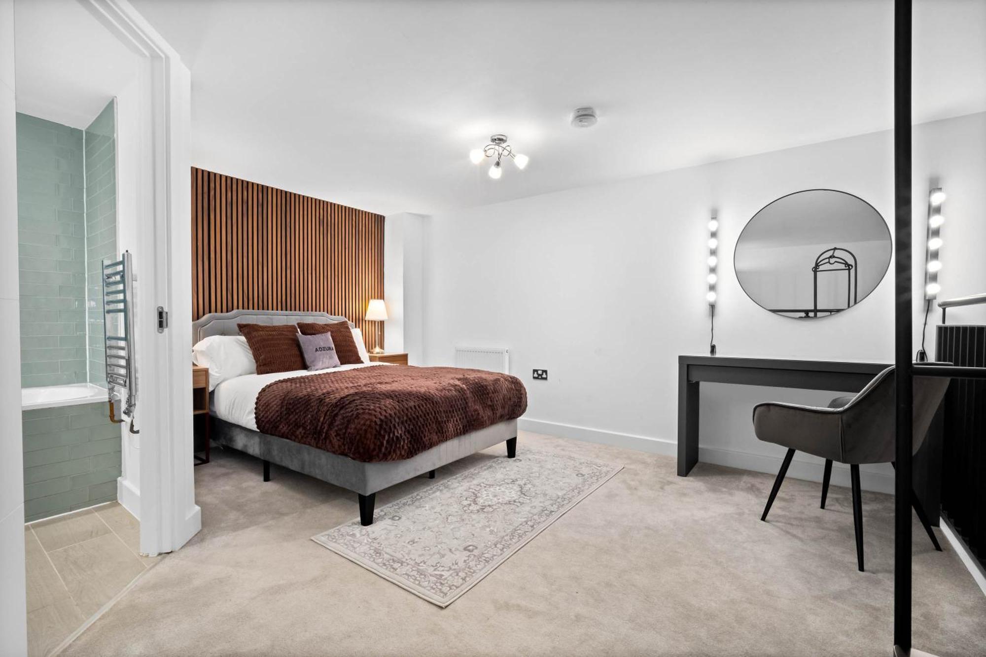Apartment Luxurious 2 Bed City Centre Apt With Extra Sofa Bed - 2 Floors - Ps4 & Hd Smart Tv