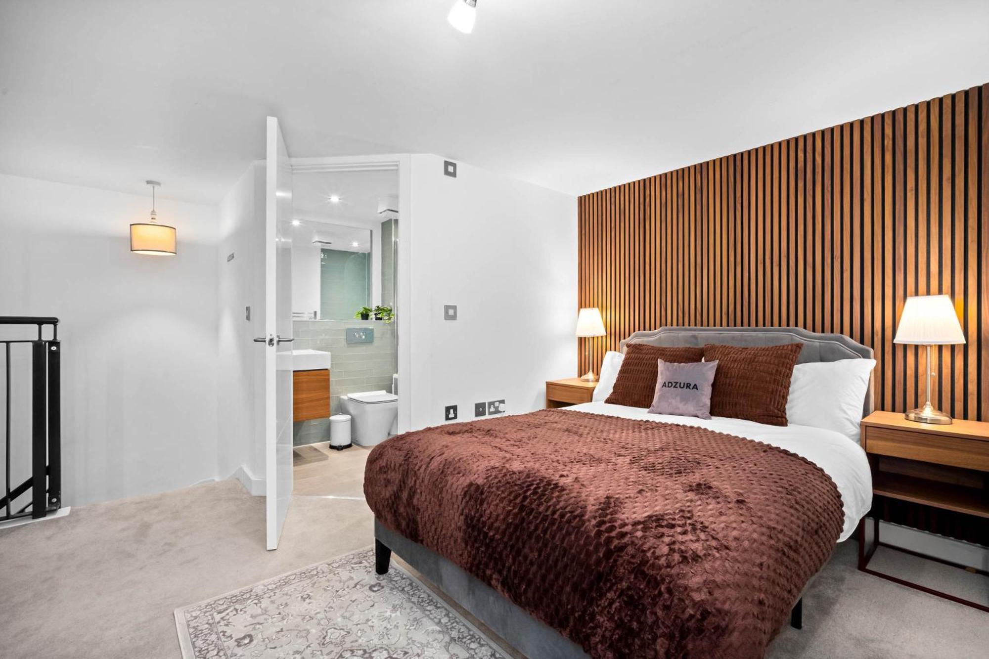 Apartment Luxurious 2 Bed City Centre Apt With Extra Sofa Bed - 2 Floors - Ps4 & Hd Smart Tv *